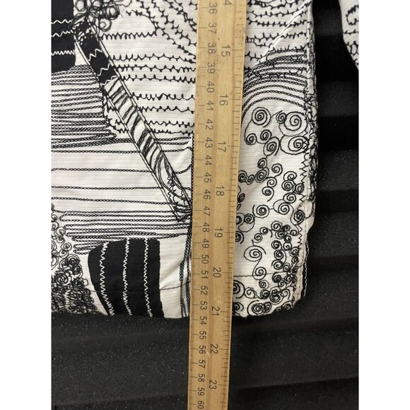 Chico's Women's Size 0 Black & White Embroidered Blazer Jacket 3/4 Sleeve - Picture 10 of 14